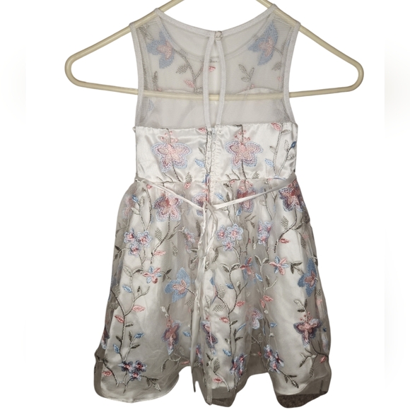 Rare Editions White Floral Dress Rhinestone Size 5 - Picture 2 of 5